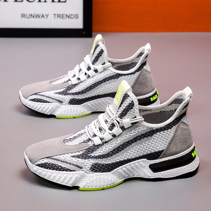 COD Sepatu Sneakers Pria Olahraga Style Sepatu Kasual Running Shoes Pria Kanvas MR121