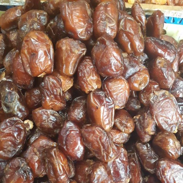 

Kurma madu mesir berat 500gr