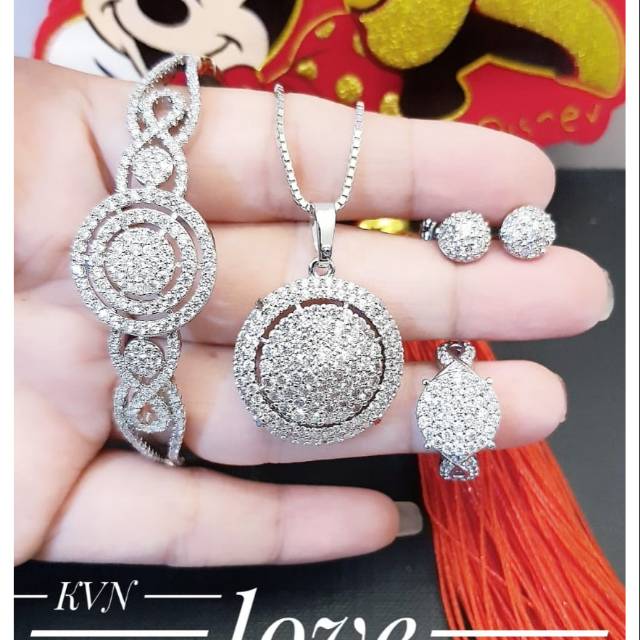 perhiasan replika berlian set lapis emas 24k C127