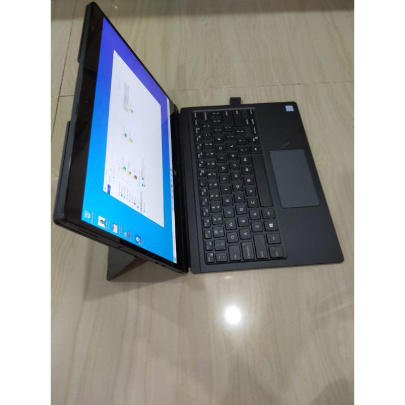 OBRALL..LSPTOP 2 IN 1 CORE M5-6Y57.. RAM 8GB..SSD256 ..MEREK DELL LATITUDE 7275