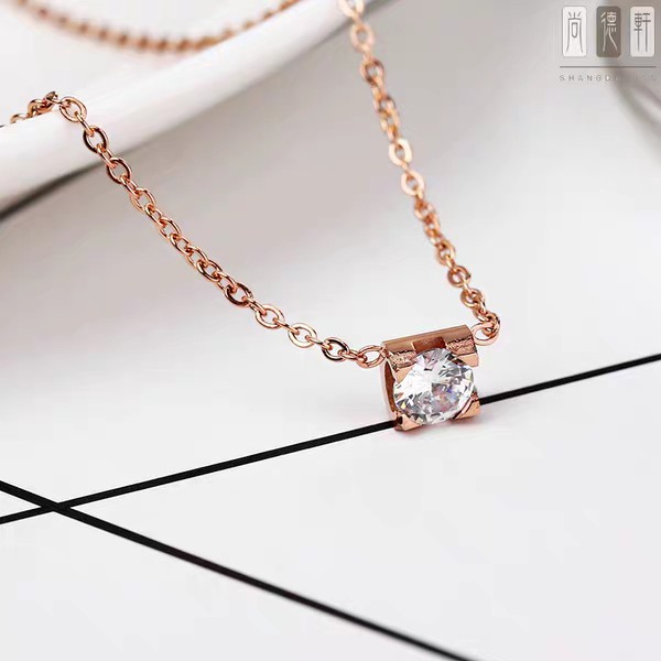 Kalung Titanium Wanita Anti Pudar Model Petak Mata zircon