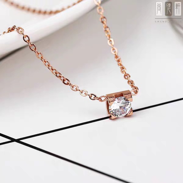 Kalung Titanium Wanita Anti Pudar Model Petak Mata zircon - ercassia