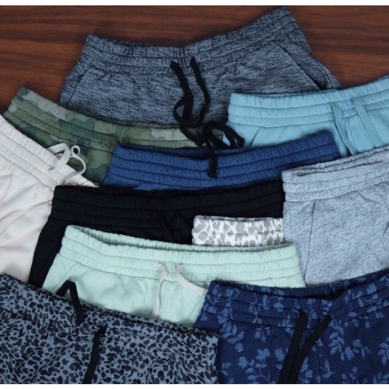 CELANA PENDEK WANITA OLD NAVY