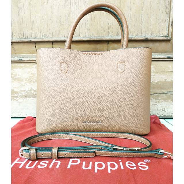 TAS HUSH PUPPIES LEDIAN TOP HANDLE M PRELOVED