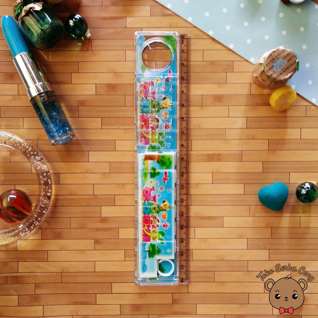 

Penggaris 20 cm Lucu dengan Permainan Maze dan Puzzle + Kaca Pembesar