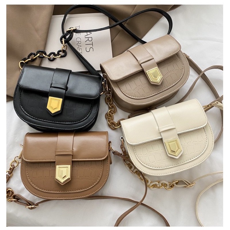 TAS SELEMPANG WANITA KEREN CEWEK IMPORT HANDBAG IMPORT FASHION SLINGBAG RANTAI KONDANGAN LB - 211