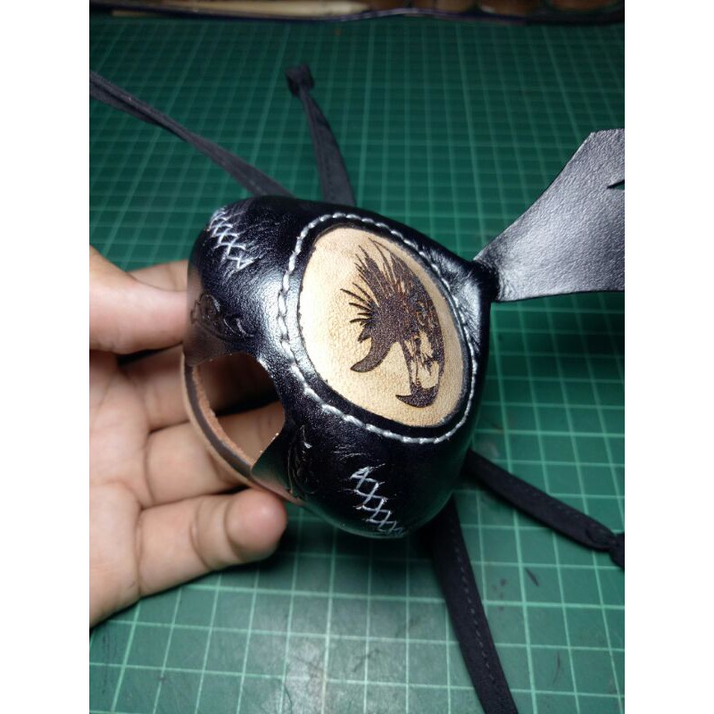 Kazak hood for eagle / Tutup kepala elang