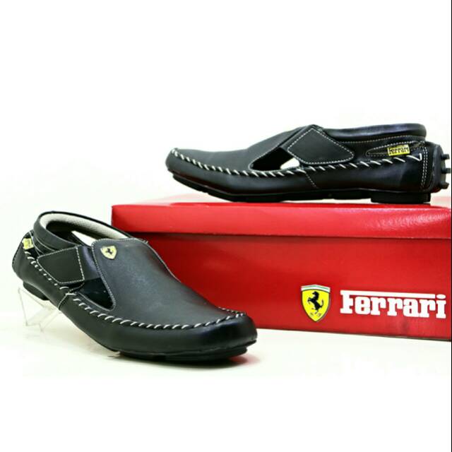 Sepatu Ferarri rajut elastic black