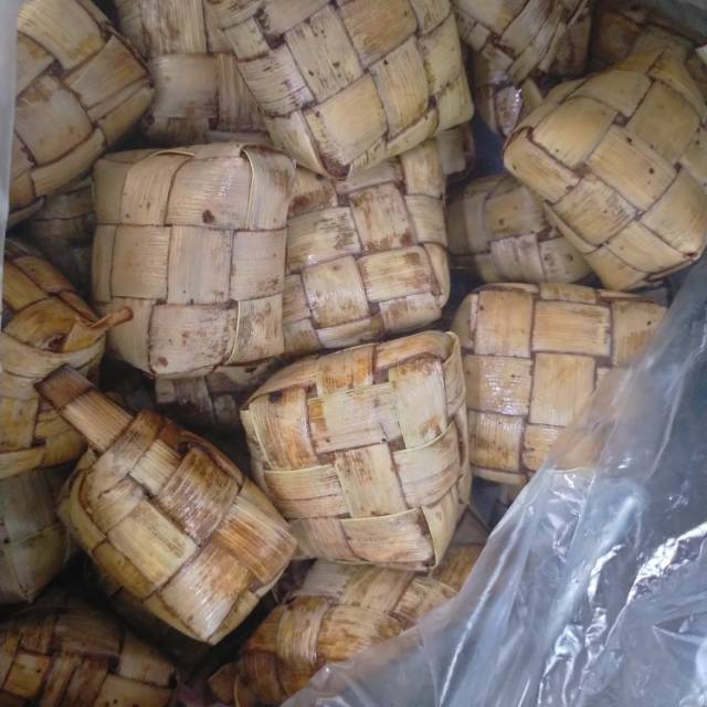 

Ketupat medan 10 buah