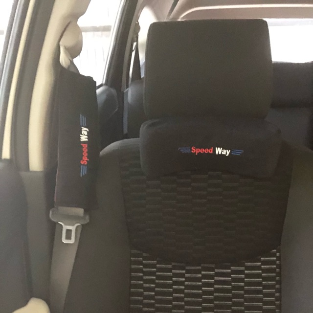 Cover seat belt mobil