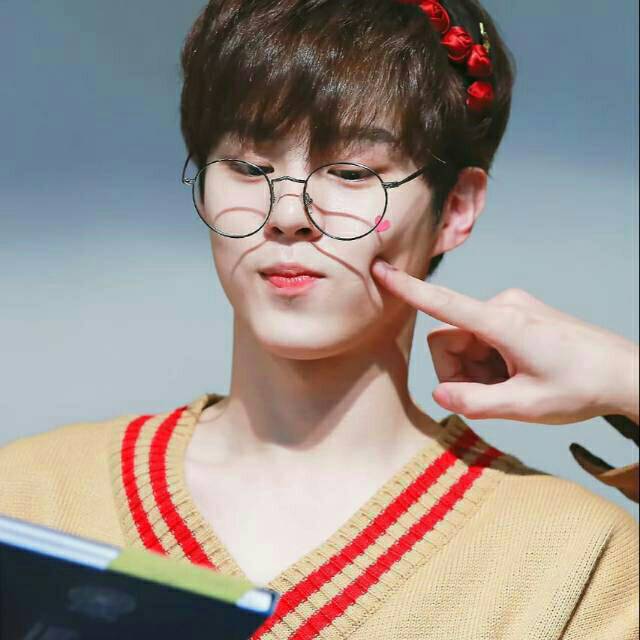  Kaca  Mata  Bulat  Pria dan Wanita  ala kim wooseok X1 