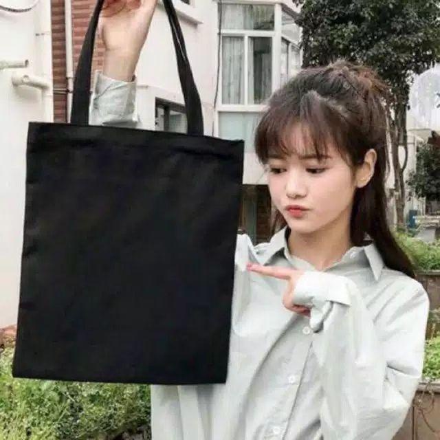 COD TOTEBAGS KPOP /TAS JINJING TAS PRIA WANITA /TERLARIS TOTEBAGS RESLETING TAS FASHION WANITA TAS BAHU TOP HANDLE BAGS MURAH TAS SEKOLAH RESLETING TAS TRAVELING TERLARIS TAS SOUVENIR PAPERBAGS GODIEBAGS TAS TOTE