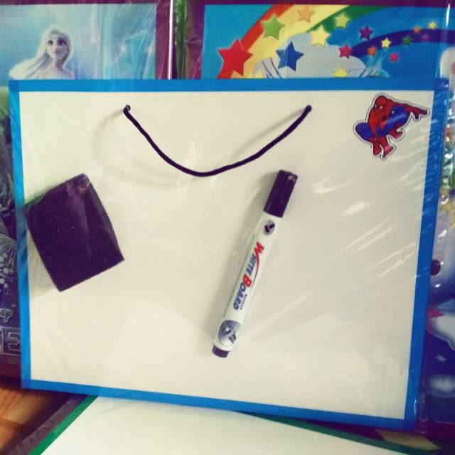 

White board kecil/papan tulis belajar anak/papan tulis kartun gambar/white board karakter