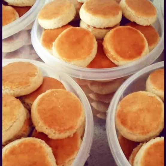

Kue Kacang Original dalam Toples