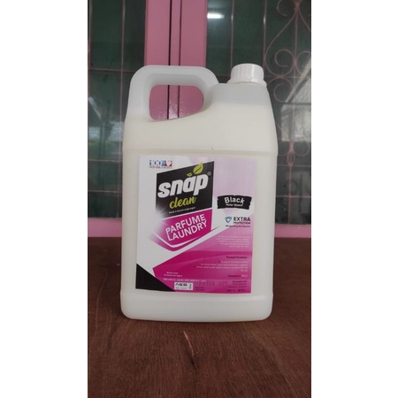 snap clean parfum laundry black water based 4L ojol