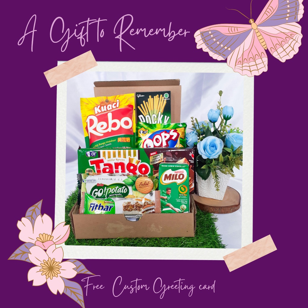 

Hampers Snack Gift Box Snack Murah Graduation Birthday Farewell Cantik