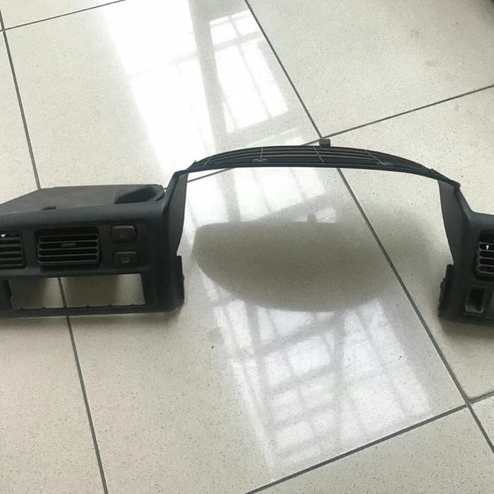 All new corolla dasboard 1997 upp