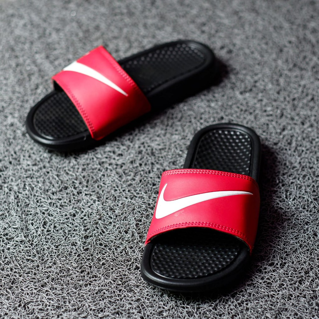 nike benassi black red