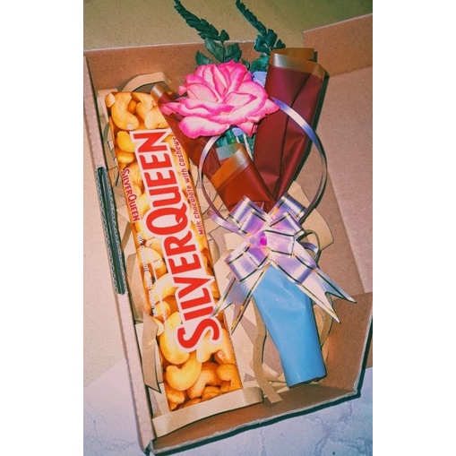 

(ANO)HAMPERS COKLAT BUNGA BUKET