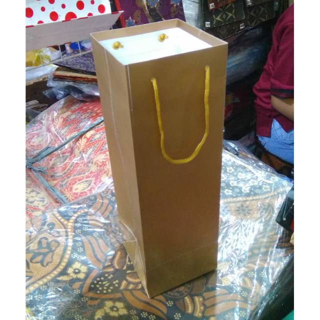 

Paperbag Botol Wine / Madu ivory Gold