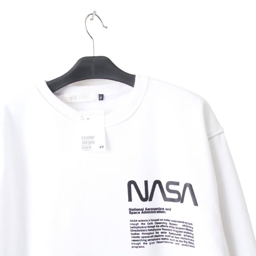 Jaket Sweater Crewneck NASA H AND M – Fashion Trendy Casual Unisex Good Brand Quality 99% Realpict