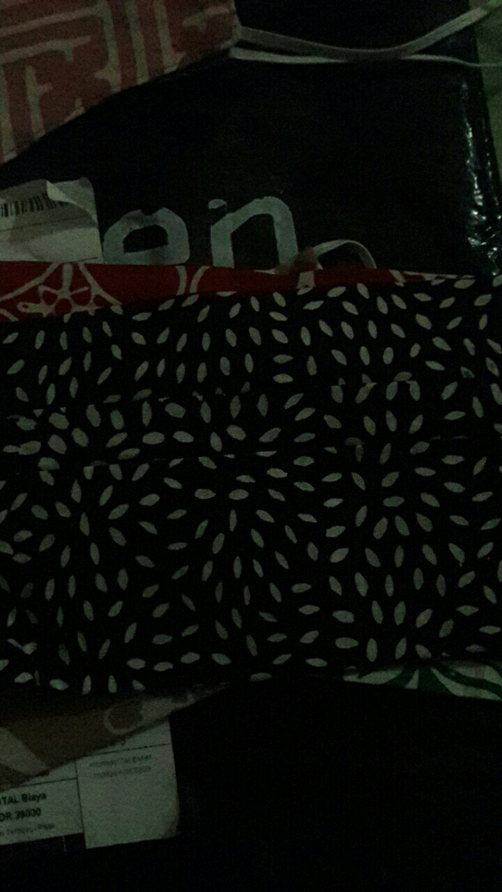 Masker Batik Model Baru Mj 1 Headloop (per Pack Isi 5 Pcs)