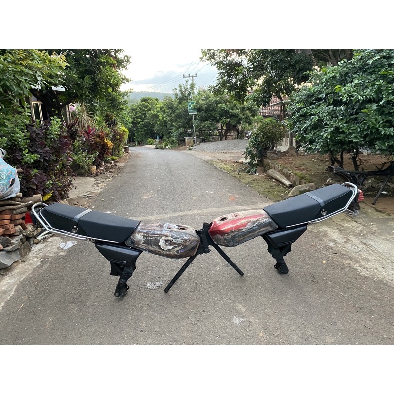 Body gl 100 original body gl 100 ori body honda gl 100