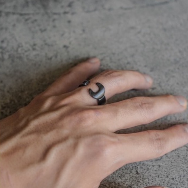 Wrench Ring