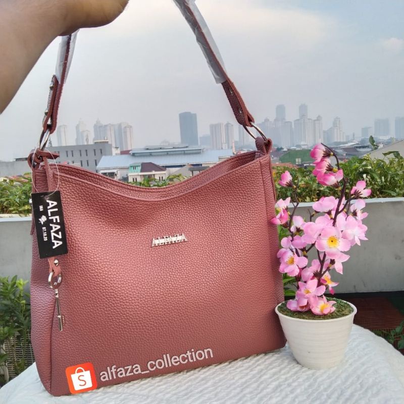 ALFAZA TAS Wanita Selempang Hobo Polos Papirut ukuran P32cmxT25cmxL11cm