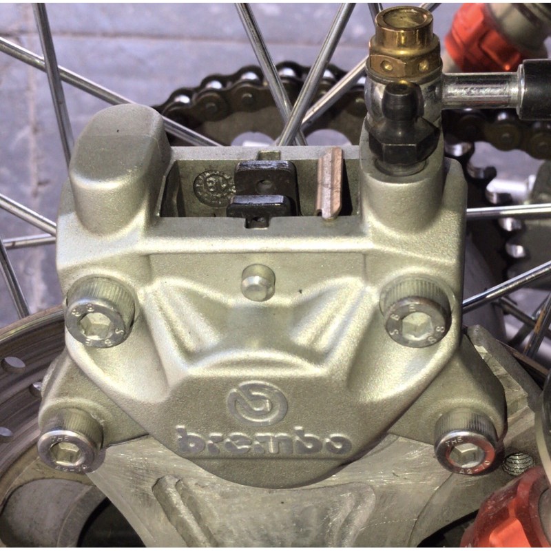 kaliper brembo 2piston original.