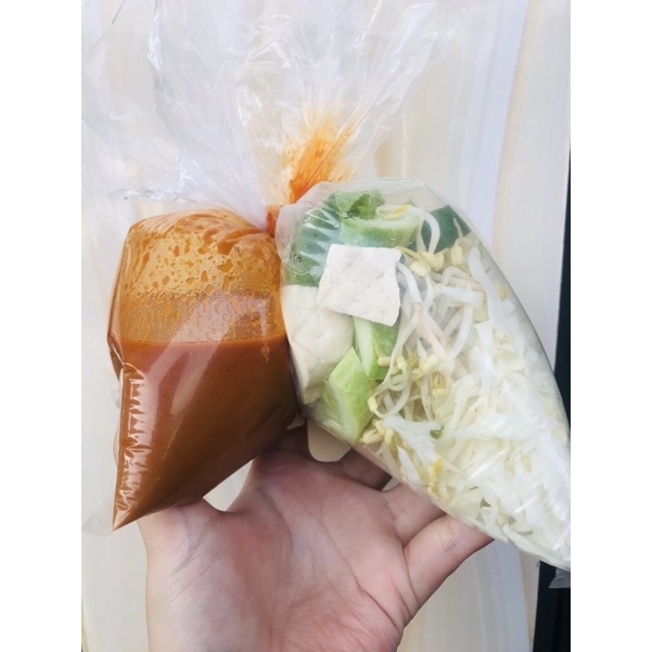 

Asinan kamboja H Mansyur / Asinan Sayur / Asinan Buah MINIMAL ORDER 5PCS, READY LANGSUNG KIRIM