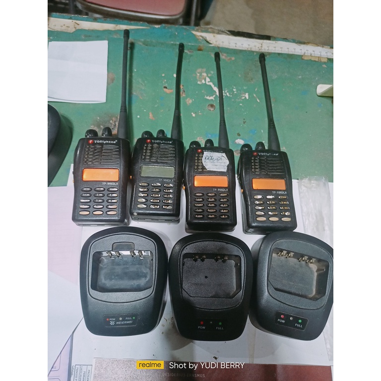 HT TORIPHONE TP-998DLX FREKUENSI VHF KONDISI APA ADANYA  TORIPHONE TP988DLX