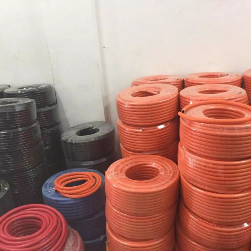 

SELANG LPG 3 LAPIS