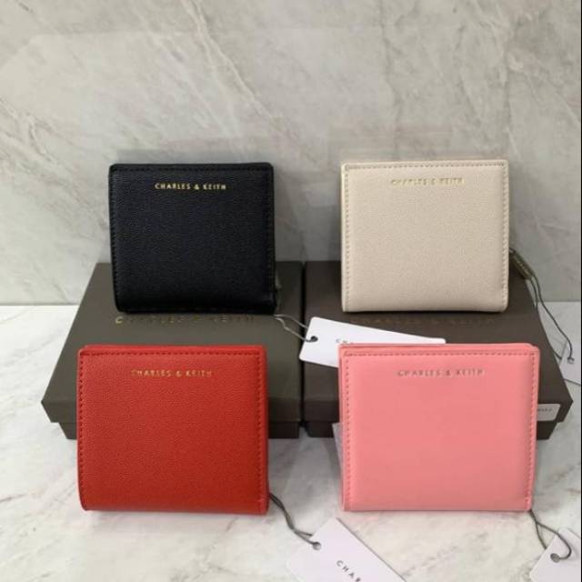 

CK WALLWT BEST SELLER //MASUKKAN WARNA DINOTE