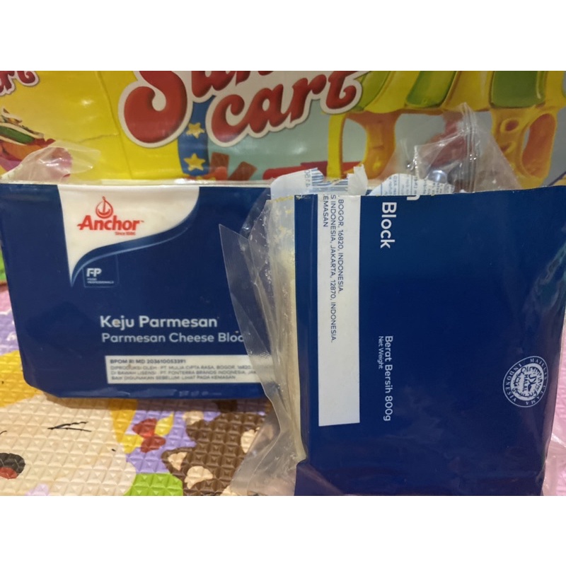 

anchor parmesan blok 400gram/parmesan anchor/anchor parmesan blok