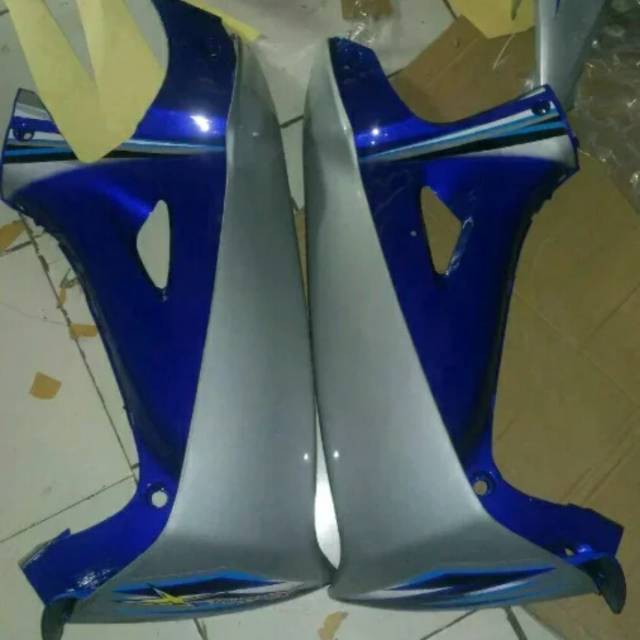 Sayap kiri kanan karisma 125