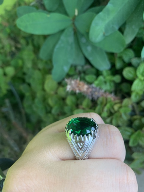 Cincin Pria Akik Zamrud Green Emerald High Quality Cutting Mewah Berkelas Kantoran Ring Warna Perak