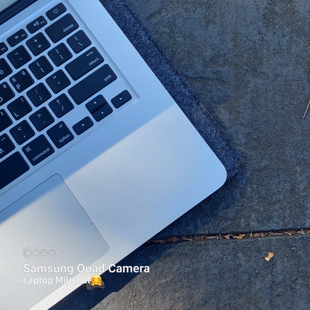 MACBOOK AIR 2017 INTEL CORE I5 RAM 8GB SSD 256GB 13.3&quot; Bergaransi