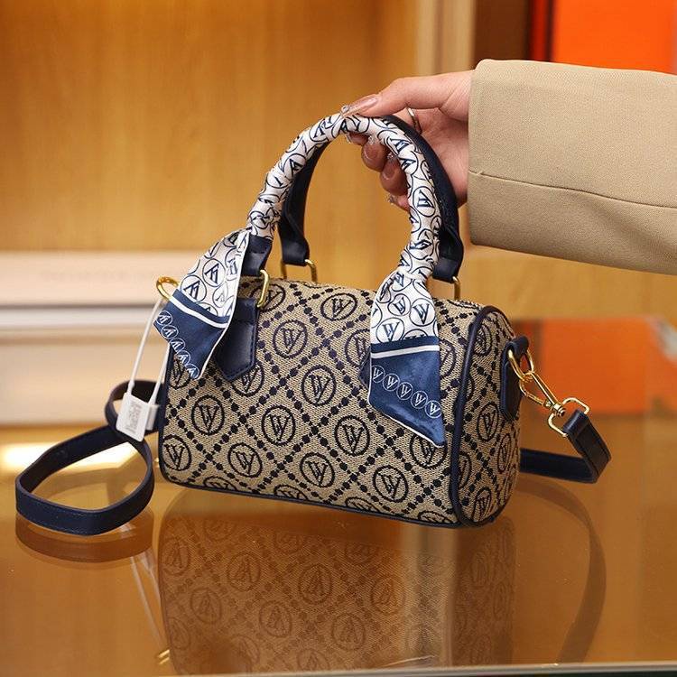 LX303466 Tas HANDBAG Motif Elegant Wanita Ada Talpan+Syal Kekinian 1kg bisa 3 tas supplier tas import BQ3466