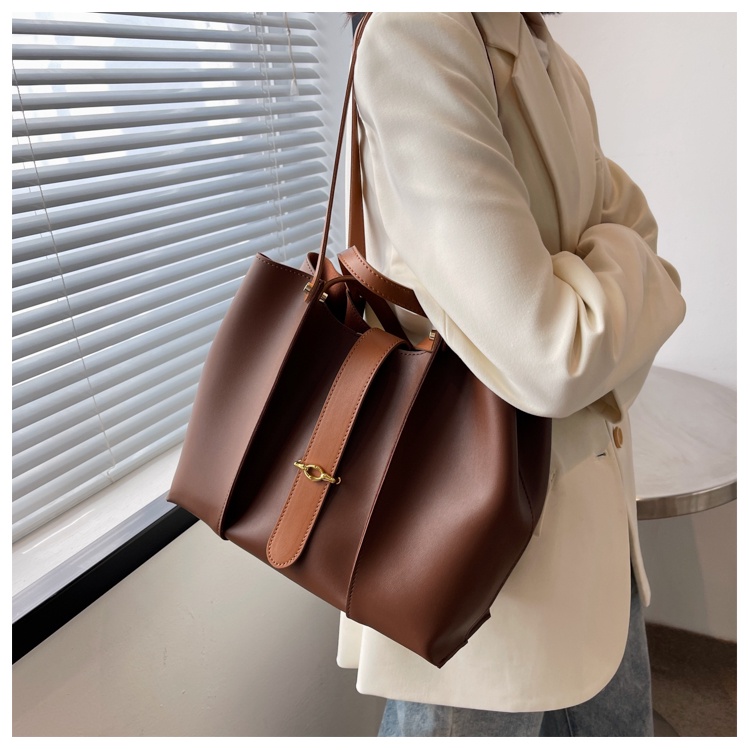 (2PC BISA IKG)GTBI998877107  New arrival  !!! Tas Selempang   Wanita Import Premium Terbaru  +WALLET