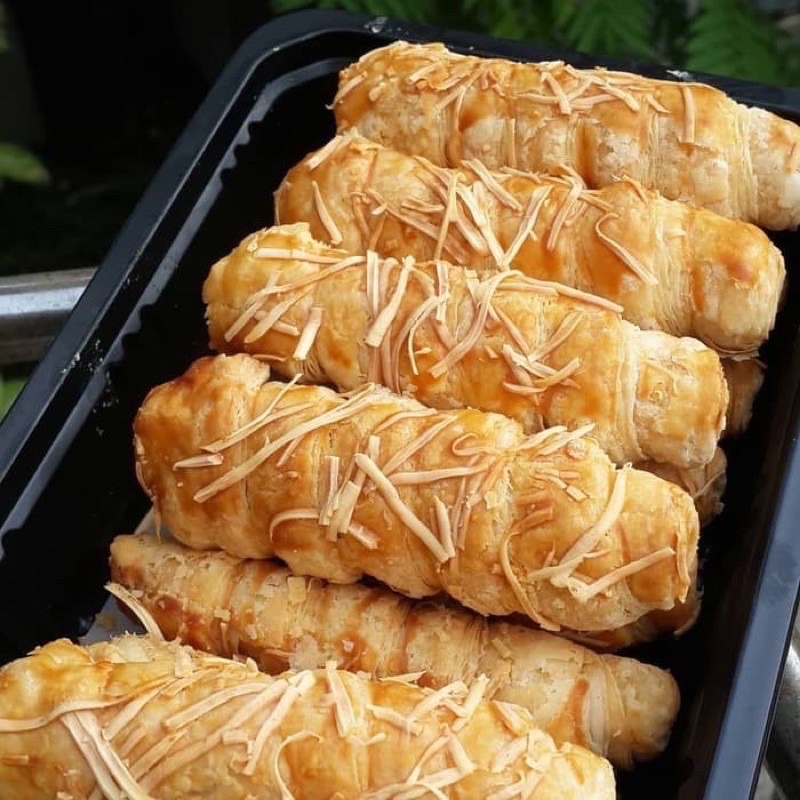 

Cheese Roll Prima Rasa Bandung / Oleh oleh Keju Roll Keju Gulung Cheeseroll Cheese Roll Pastry Bandung