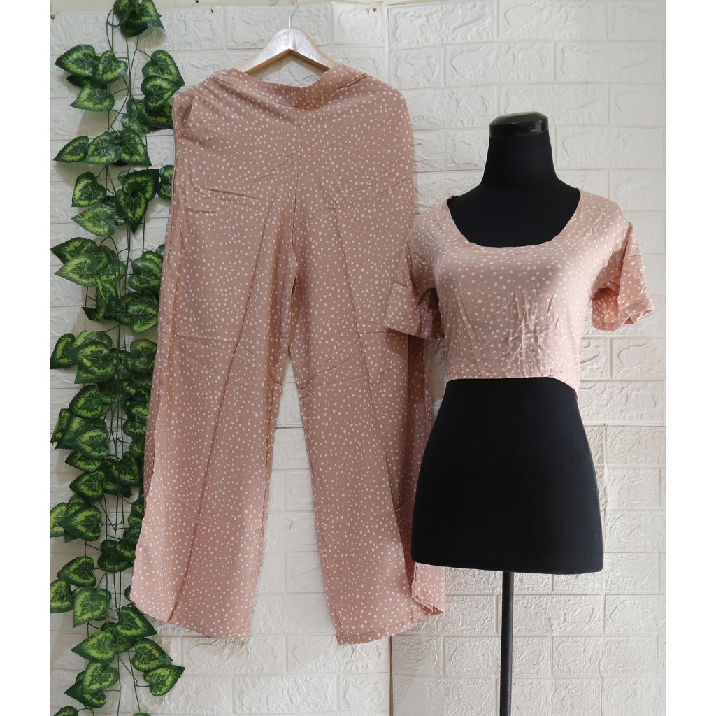 Baju Setelan wanita Crop Square Kekinian Karet / one Set Crop Square/ Top wanita-1