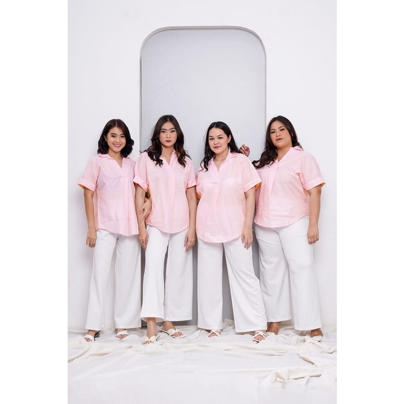 Kemeja Katun Twist Neck Atasan Wanita