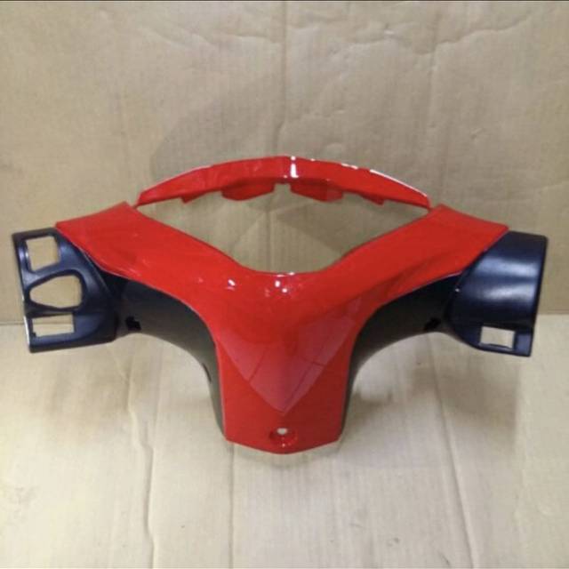 Batok belakang supra x 125 helm in warna merah