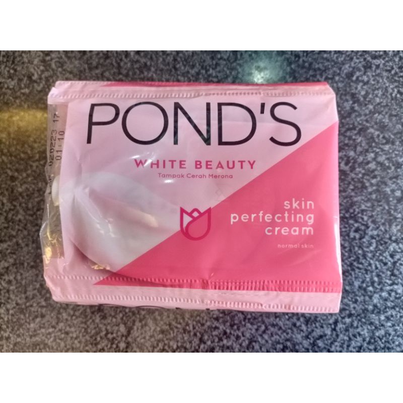 ponds pelembab saset