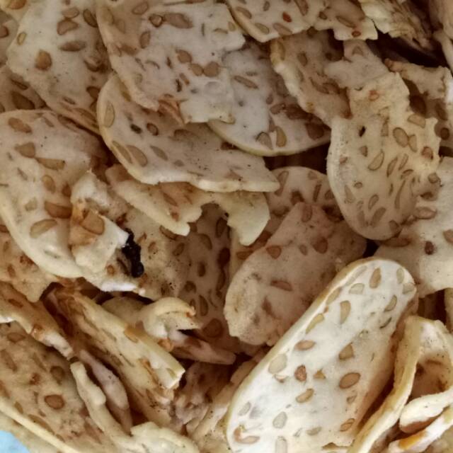 

KERIPIK TEMPE SAGU ( 250 gram )