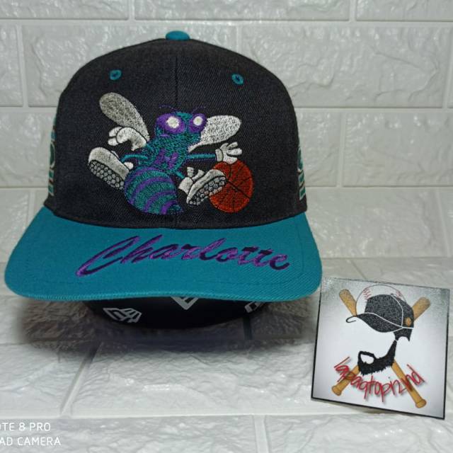 TOPI VINTAGE NBA CHARLOTTE HORNETS SECOND IMPORT