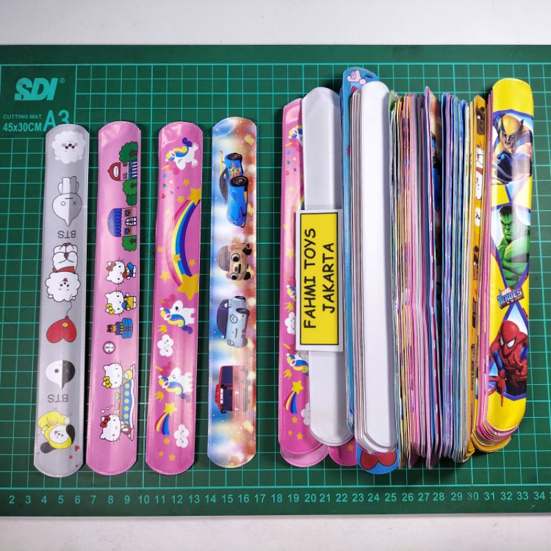 

Baru 100 Pcs Penggaris Lipat Besar Mainan Penggaris Karakter
