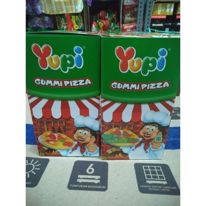 Yupi mini aquarium display,  yupi mini fruit coctails, yupi pizza , sweet heart display isi 12 pcs