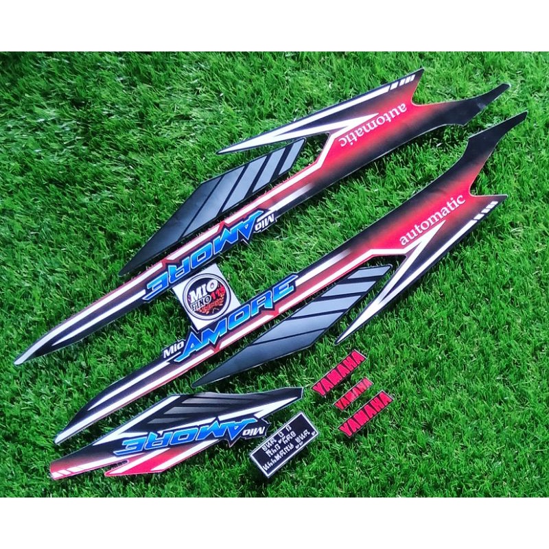 Striping Yamaha Mio Amore untuk body warna Hitam